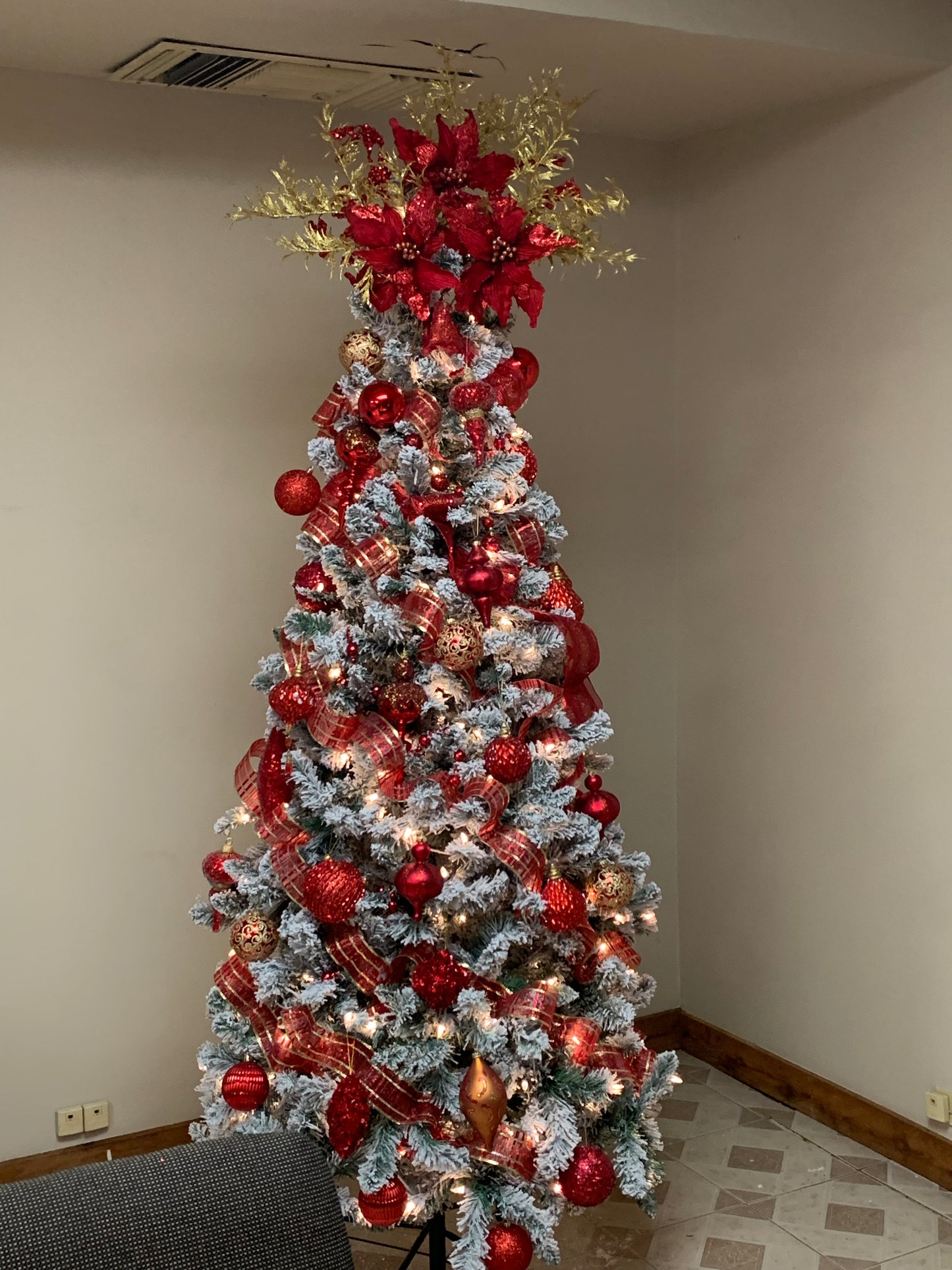 🎄 Christmas Tree Decorating Service ✨